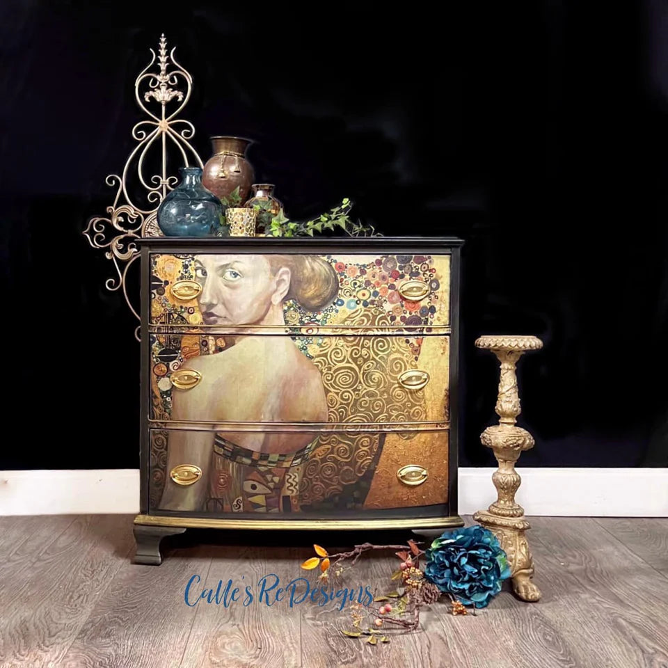 Mint by Michelle - BEAUTIFUL LADY IN GOLD, A1 - 594mm x 841mm / 23.4" x 33.1"