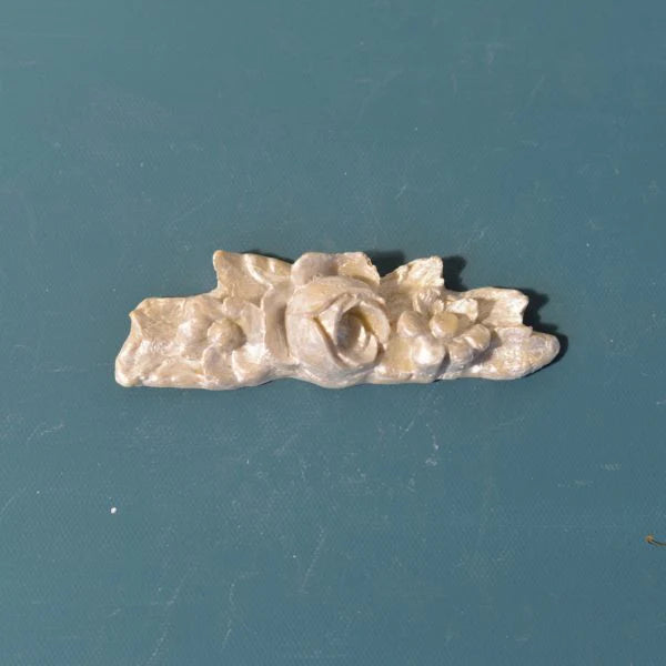 Large Rose Bud Rosette - R17