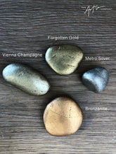 Load image into Gallery viewer, Metallic Glide Vienna Champagne