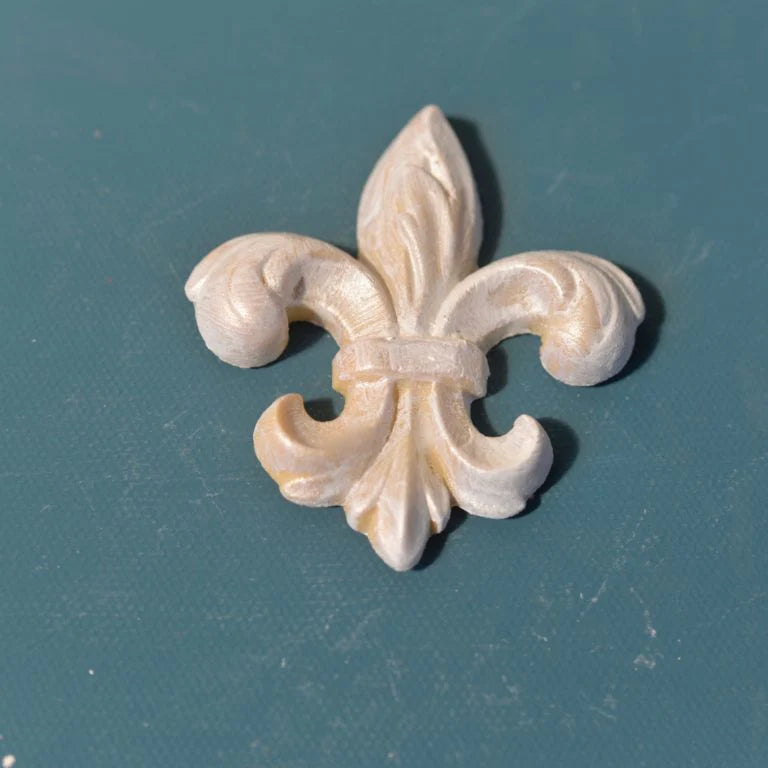 Fleur de lis, Small Crest - FDL3
