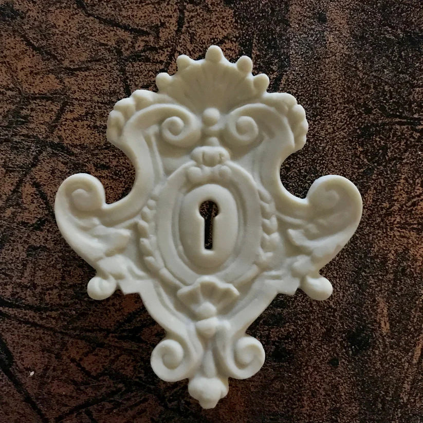 Escutcheon, Large Victorian - E5