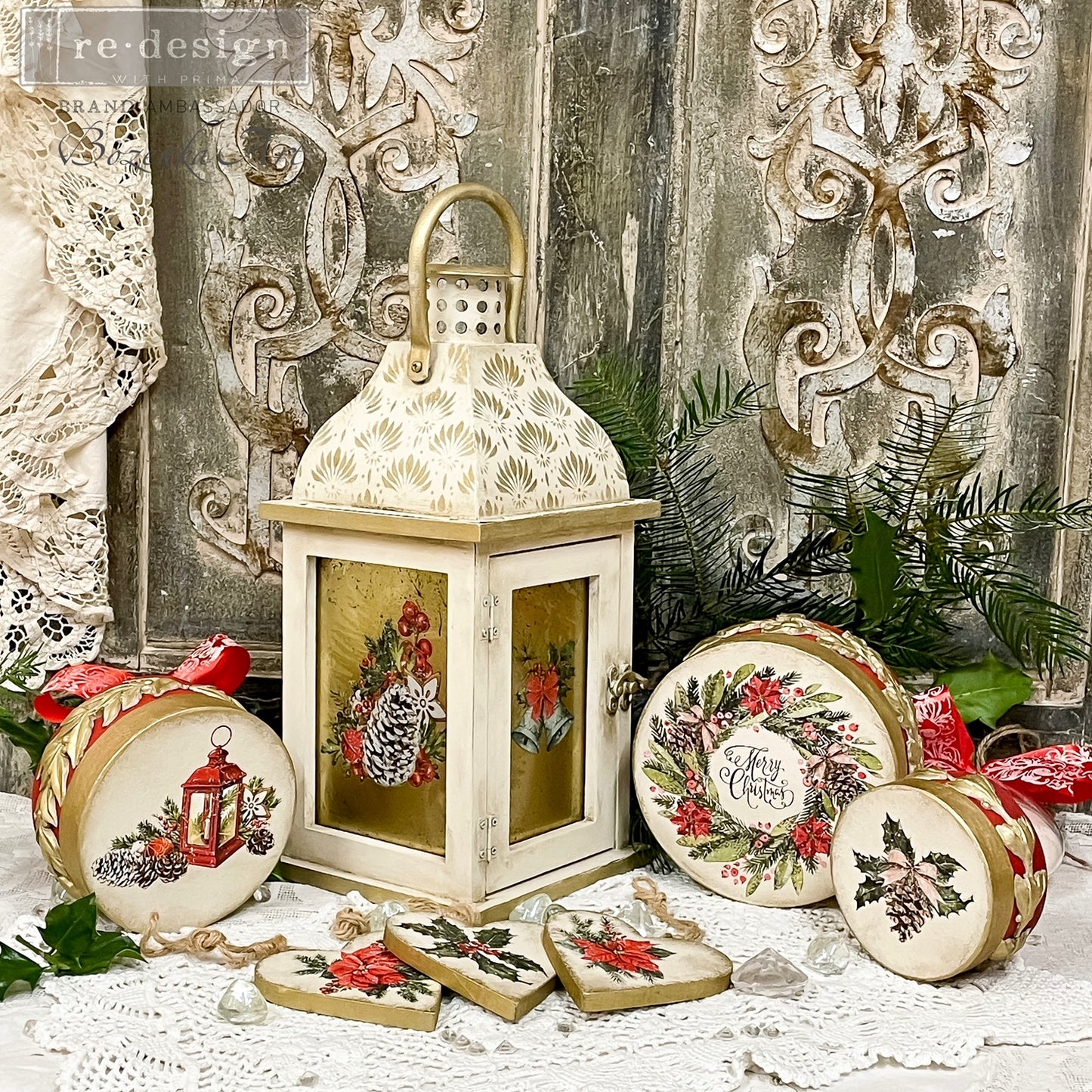 Small - CLASSIC CHRISTMAS. 3 sheets, 6" x 12"