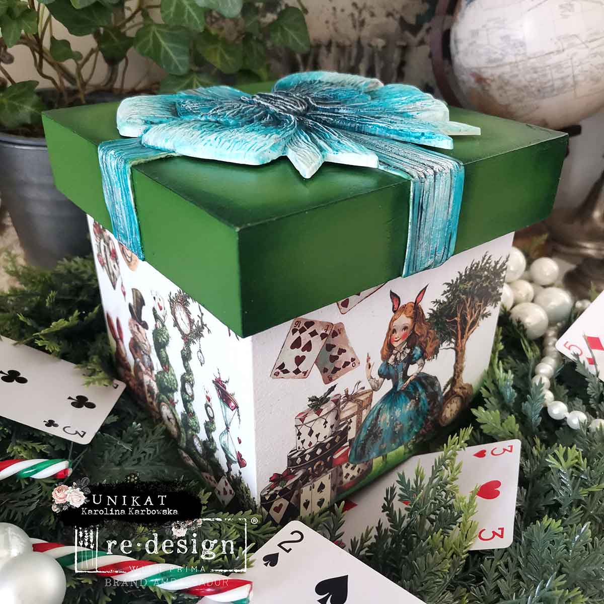Middy - WHIMSICAL HOLIDAY DREAMS. 3 sheets, 8.5" x 11" + 1 BONUS sheet FREE