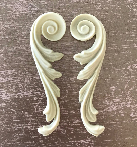 Decorative Scrolls - SC18 (a pair)