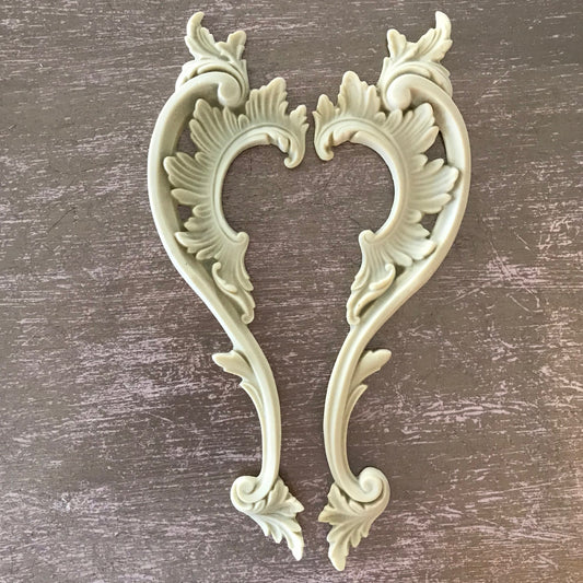 Tall Rococo Style Scrolls - SC3